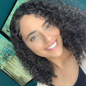 Meet your Posher, Stephanie